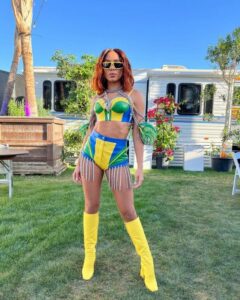 Anitta leva o Brasil para o palco do Festival Coachella